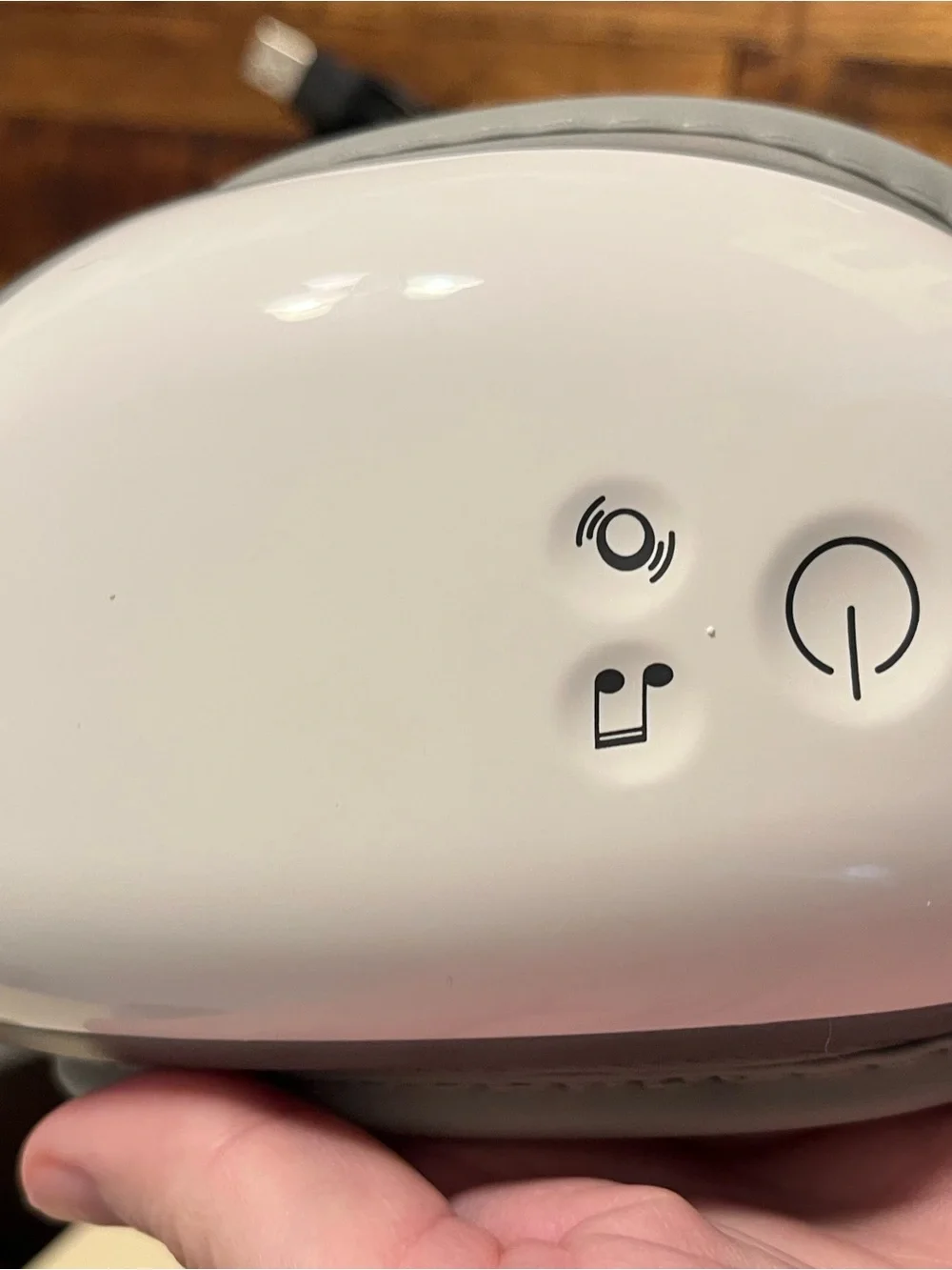 Renpho White and Gray Standalone VR Headset with USB Charging